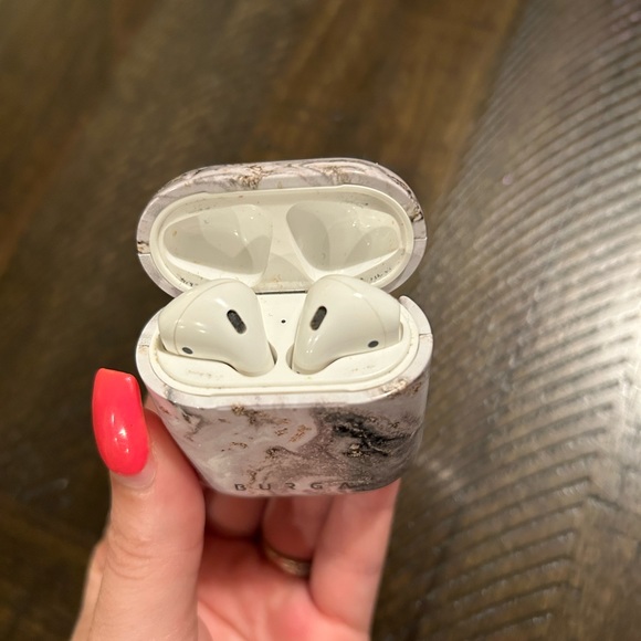 BURGA iPhone 12 Pro phone case and matching AirPod case! - Picture 3 of 13